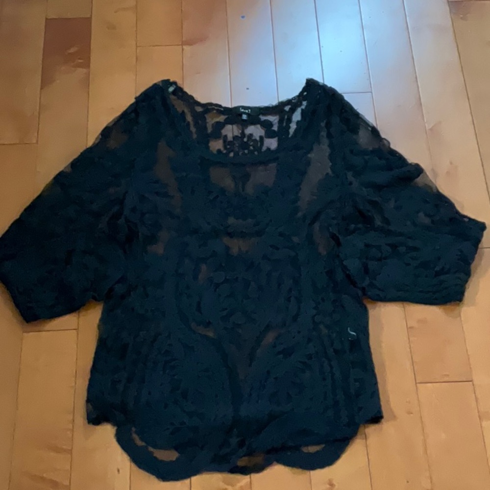 Lacey Blouse/cover-up